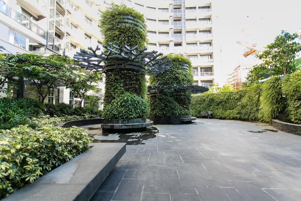 Seven Doors Aparthotels In Gramercy Makati Makati City Exterior photo
