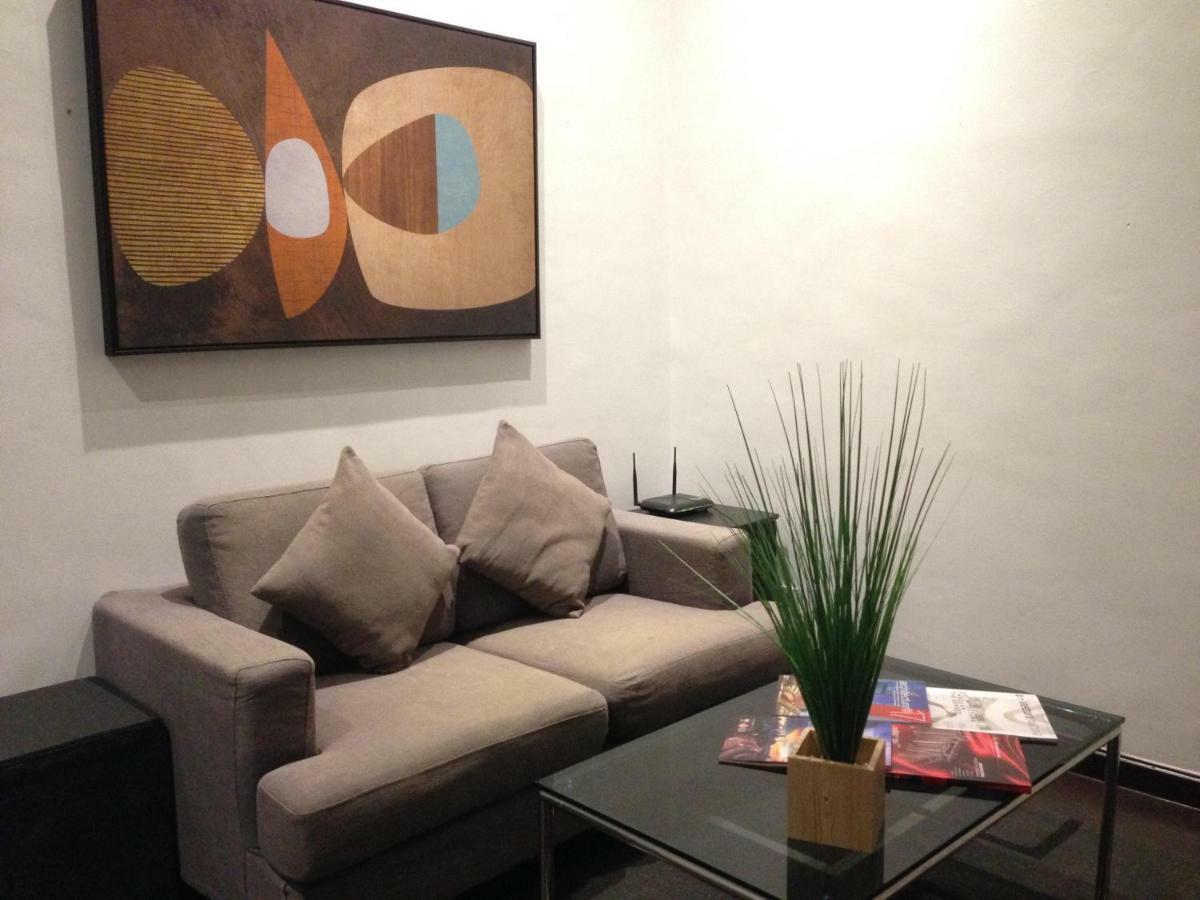 Seven Doors Aparthotels In Gramercy Makati Makati City Exterior photo