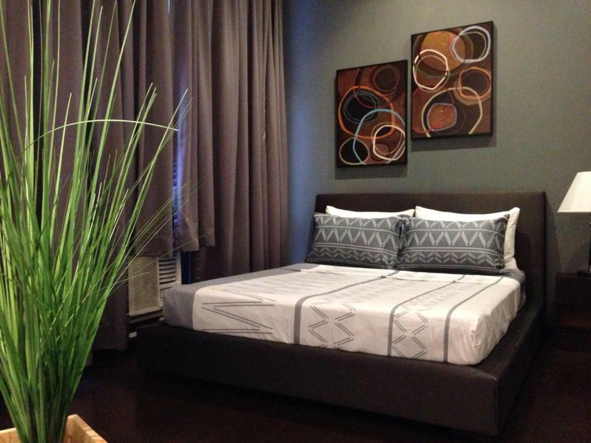 Seven Doors Aparthotels In Gramercy Makati Makati City Exterior photo